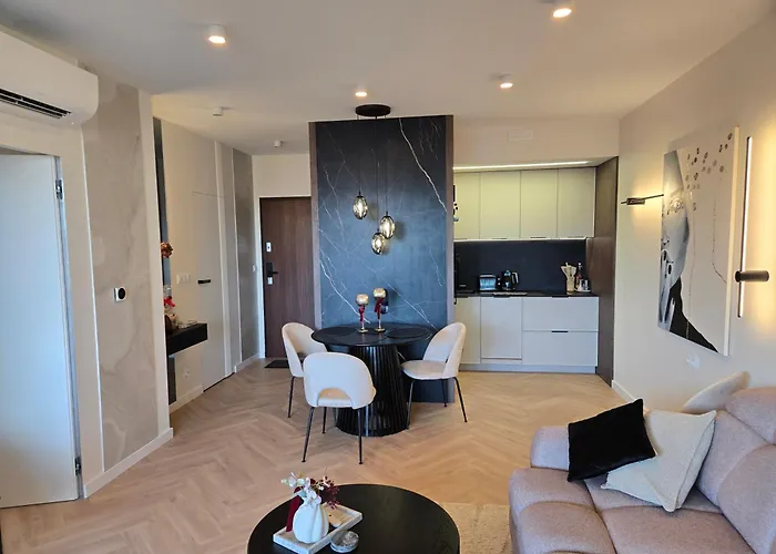 Kras - Siesta 102d Z Jacuzzi I Widokiem Na Gory Appartamento